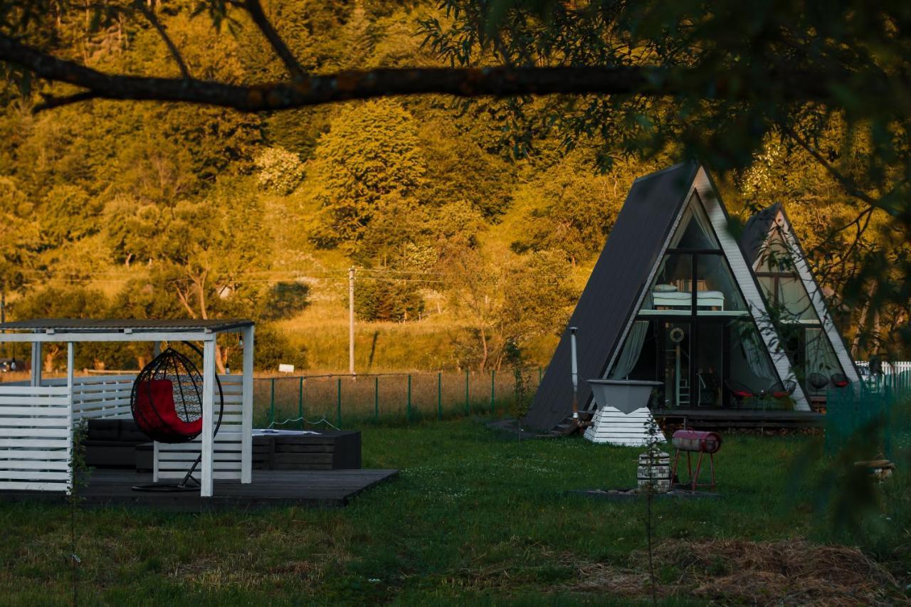 Mountains Hut *